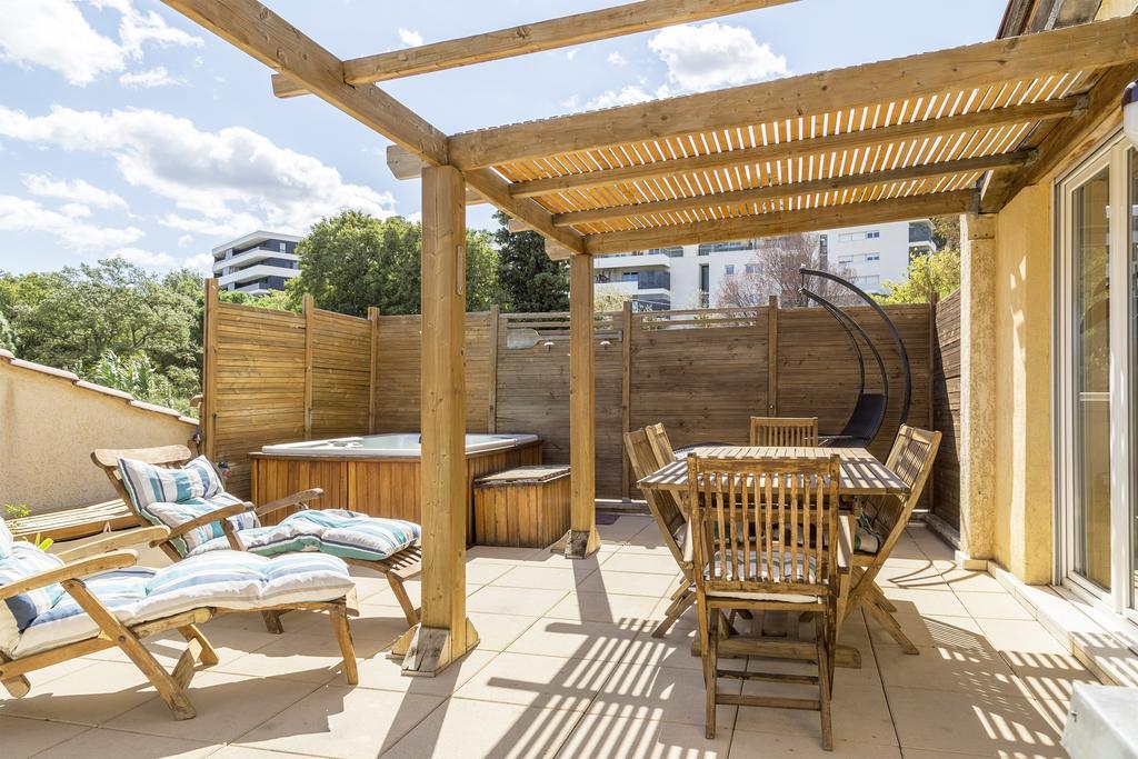 Les Terrasses De L'Etoile Acomodação com café da manhã Plan-de-Cuques Exterior foto